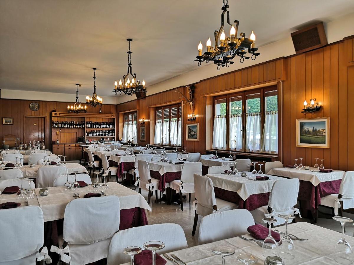 Albergo Ristorante Scanapa Castione della Presolana Dış mekan fotoğraf