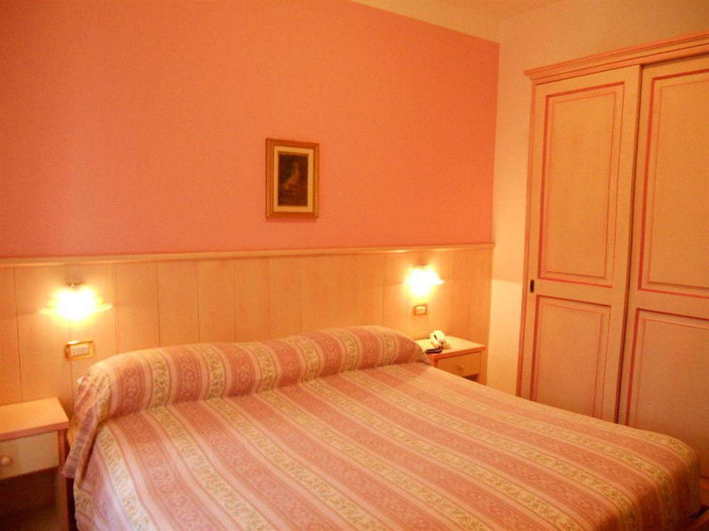 Albergo Ristorante Scanapa Castione della Presolana Dış mekan fotoğraf